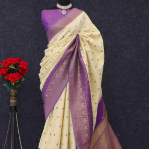 Handloom Silk Crafted With Gold Jari Weaving Border (5.50 Mtr Approx) | Blouse : 0.80 Mtr Approx |