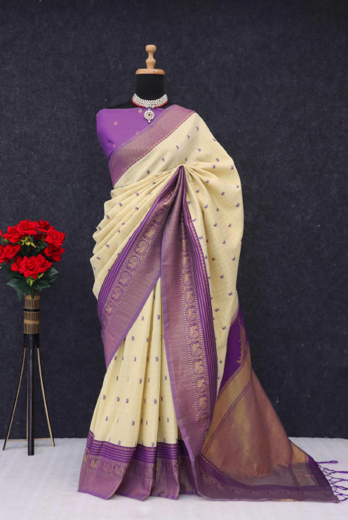 Handloom Silk Crafted With Gold Jari Weaving Border (5.50 Mtr Approx) | Blouse : 0.80 Mtr Approx |